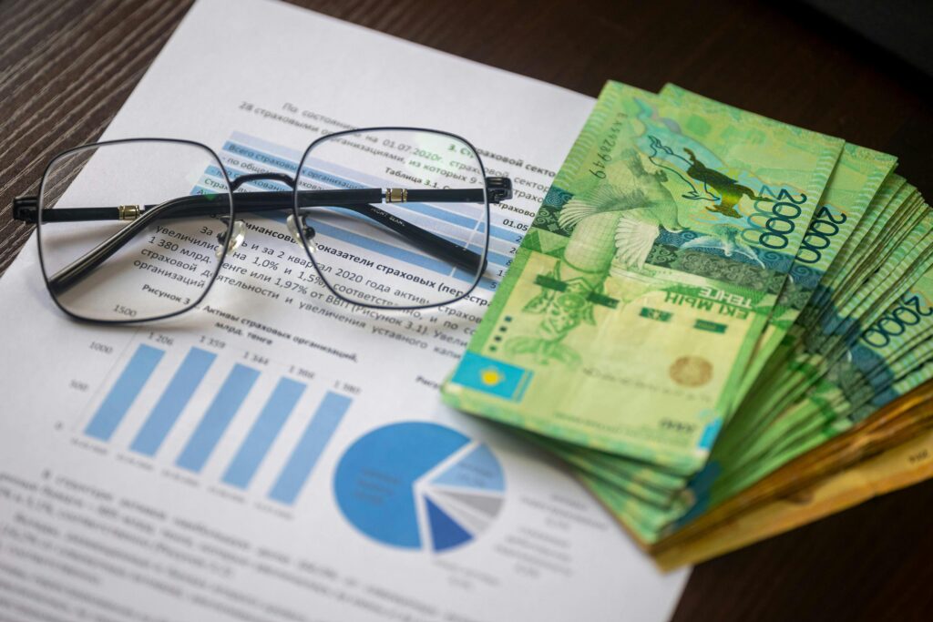 What is Life Insurance? Benefits & Types Explained Benefits of life insurance for families